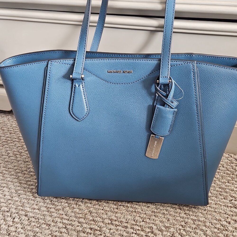 Michael Kors Large Pebbled Leather Taryn Tote Dark Chambray Blue Silver Zipper
